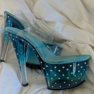 Pleaser heels